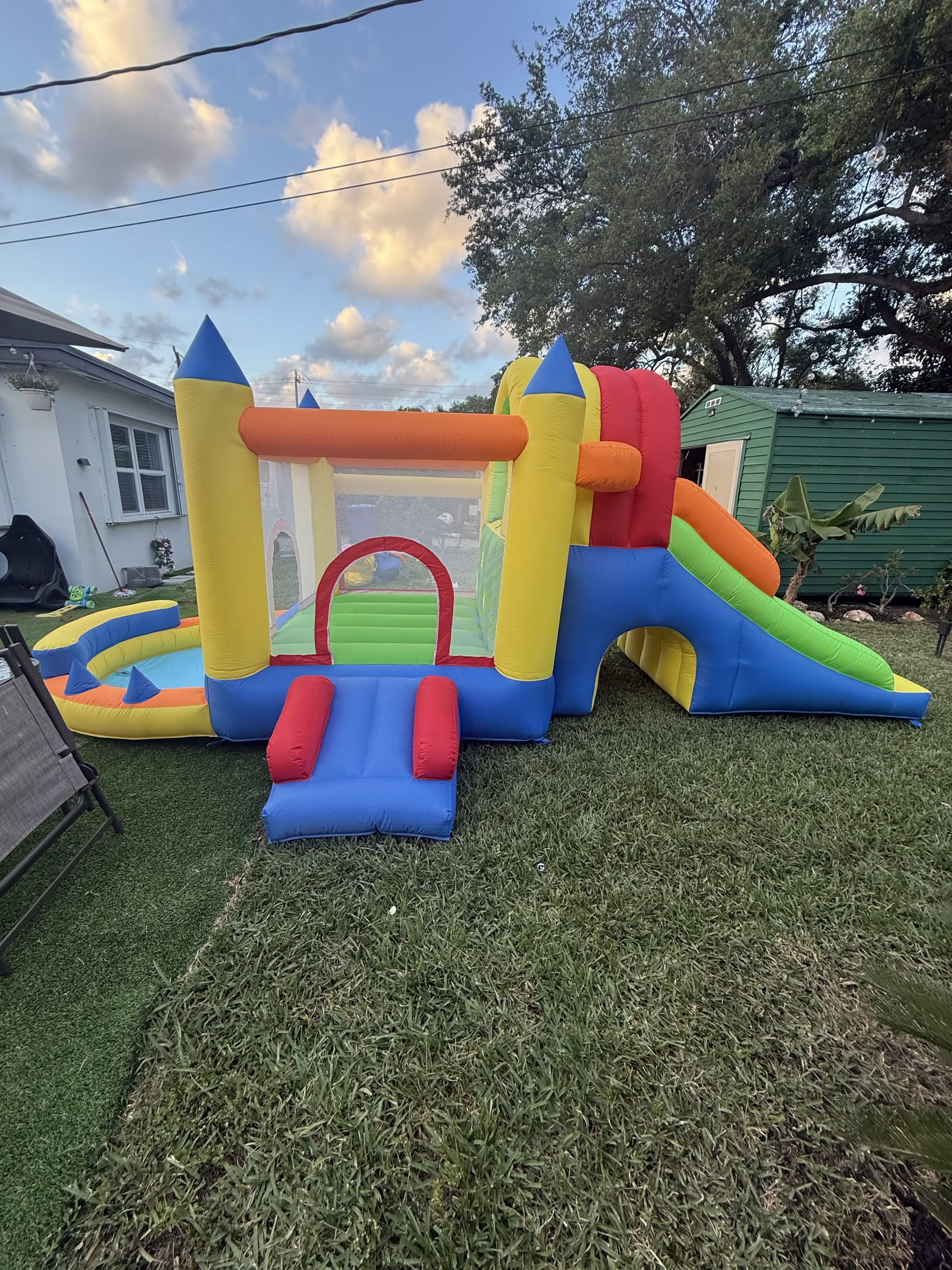 Toddler bounce house party setup 5 by Omnipotent Playhouse